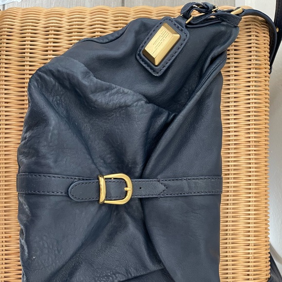 Marc Jacobs Navy Blue cross body/hobo bag - Picture 3 of 9